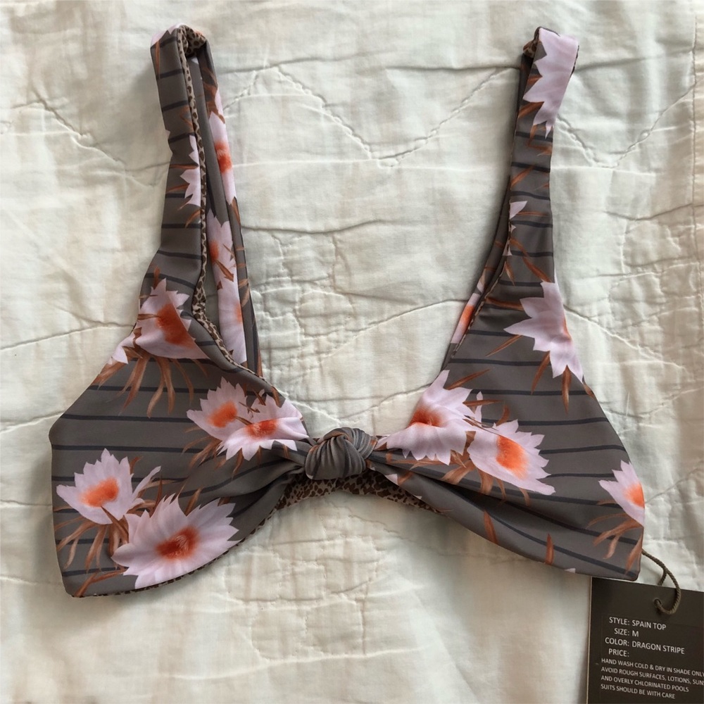 Acacia Spain Top in Dragon Stripe
